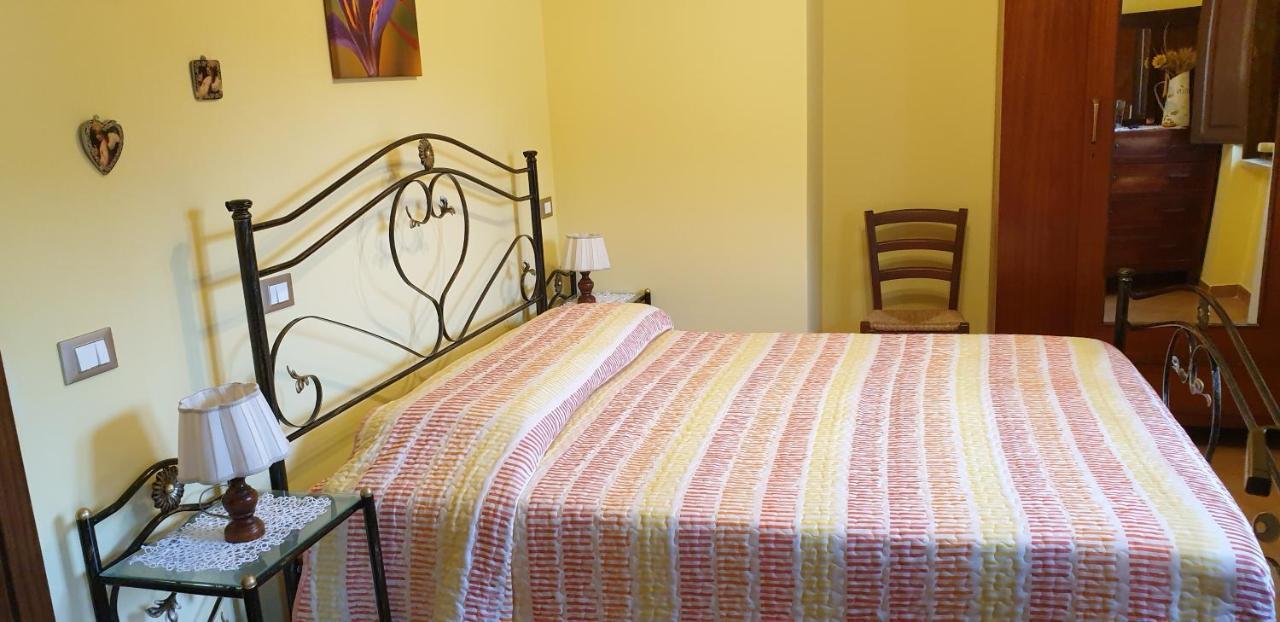 Agriturismo Il Casale Pica Posta Exteriör bild