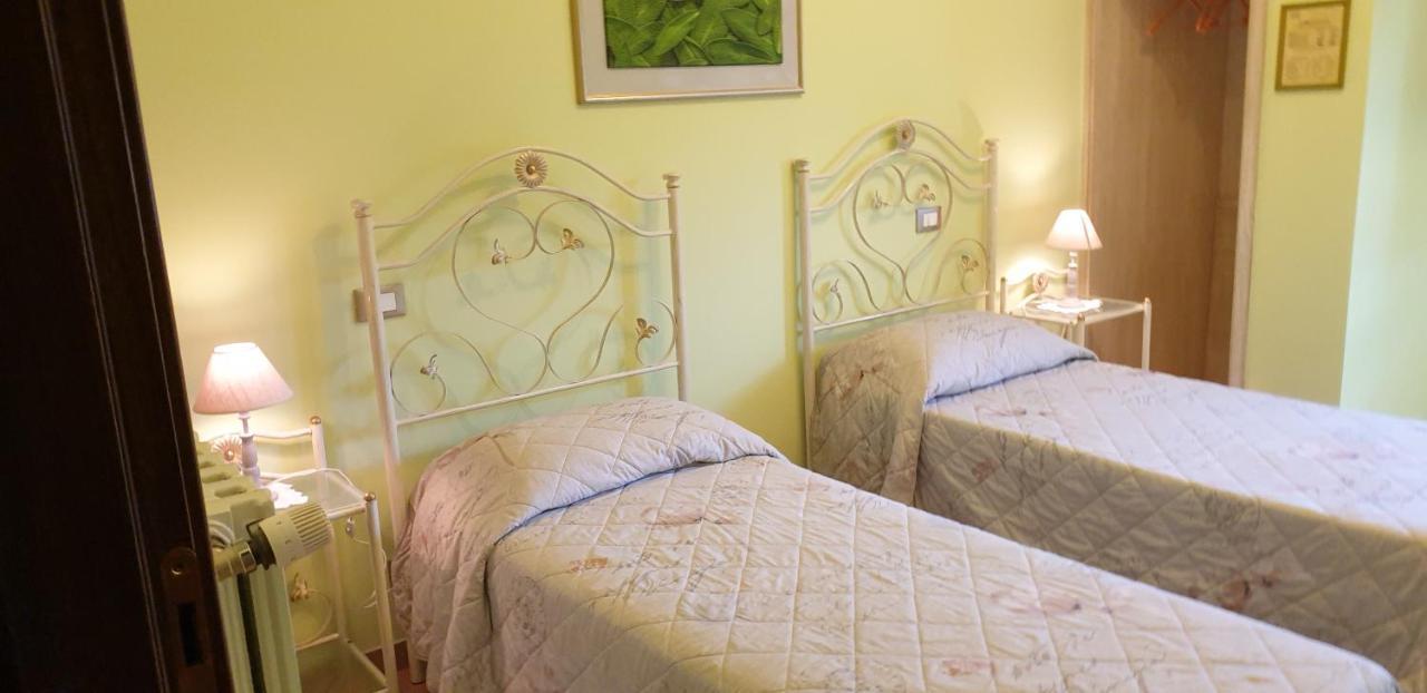 Agriturismo Il Casale Pica Posta Exteriör bild